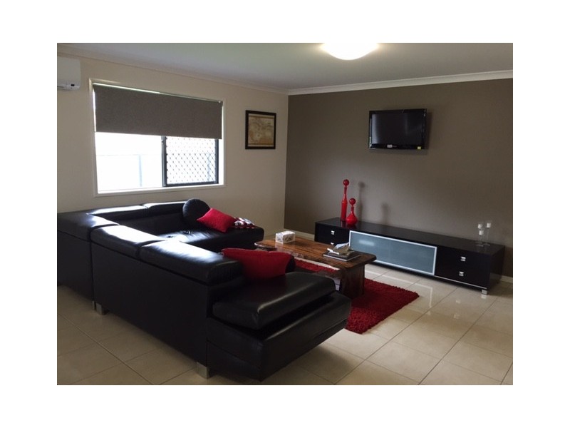 71 Grant Crescent, Wondai QLD 4606