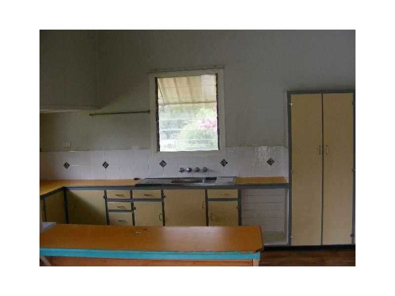 96 MacKenzie Street, Wondai QLD 4606