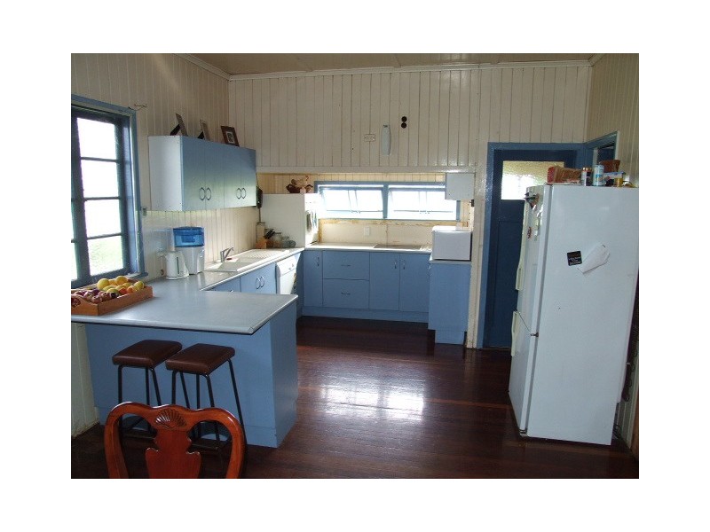 389 Bicks Road, Silverleaf QLD 4605