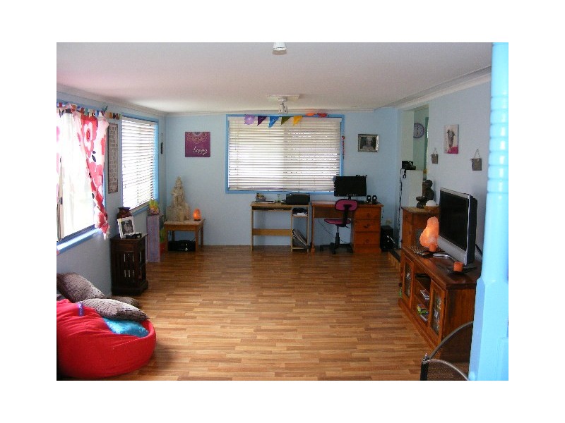 43 Edwards Street, Wondai QLD 4606