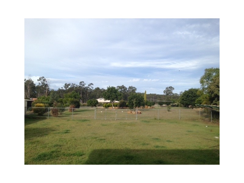 8 Grant Crescent, Wondai QLD 4606