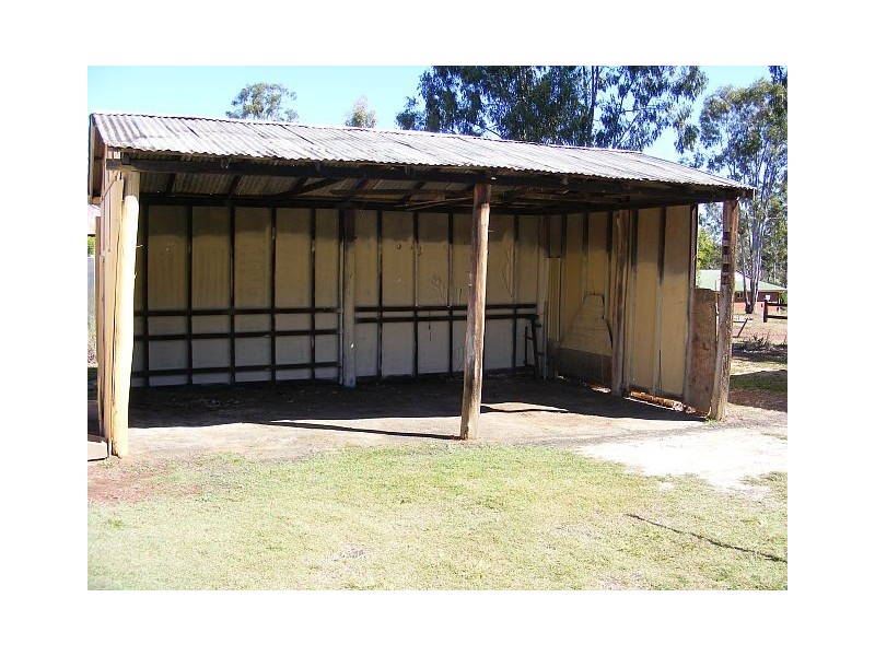 7 Edwards Street, Wondai QLD 4606