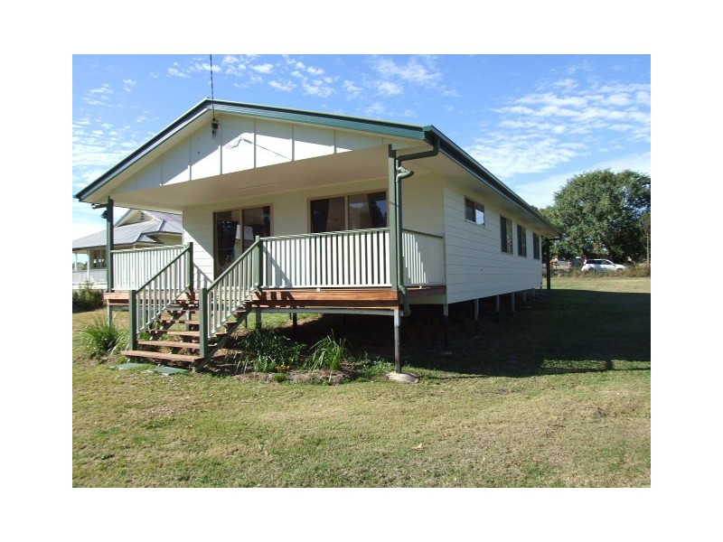 88 Ivory Street, Wondai QLD 4606
