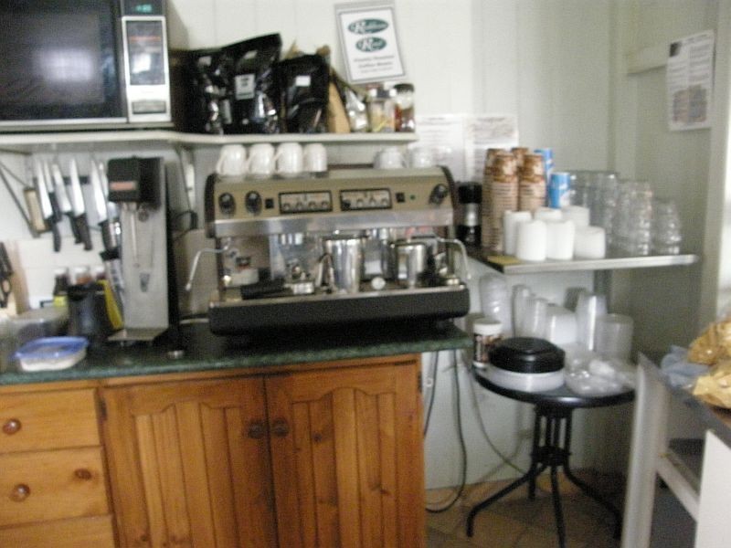 35 Alexander Street, Wooroolin QLD 4608