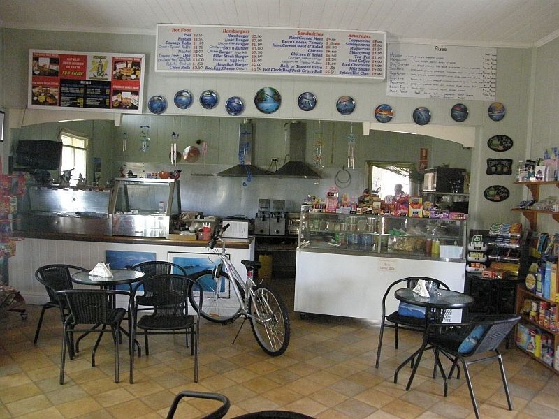 35 Alexander Street, Wooroolin QLD 4608