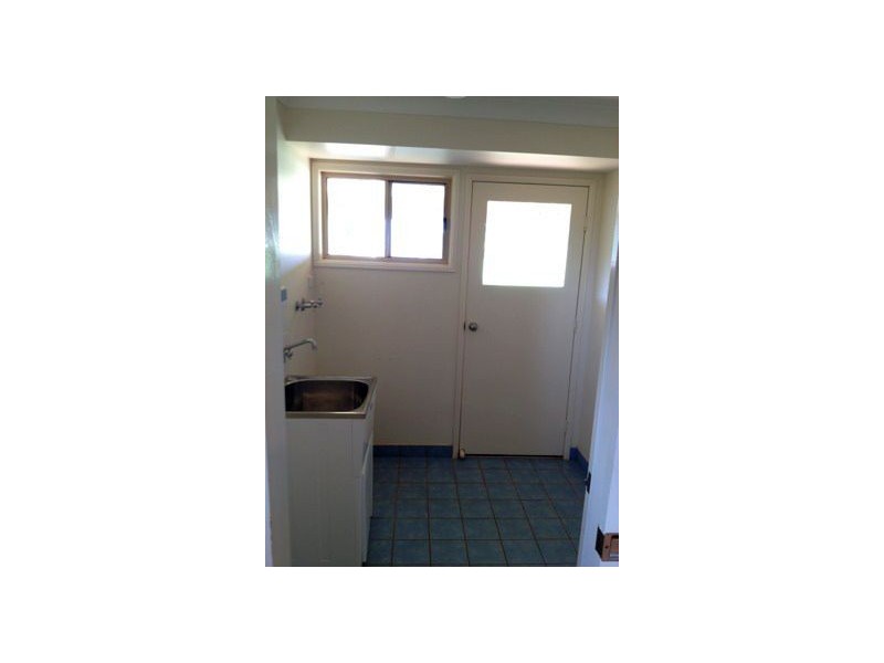 16 Frederick Street, Wooroolin QLD 4608