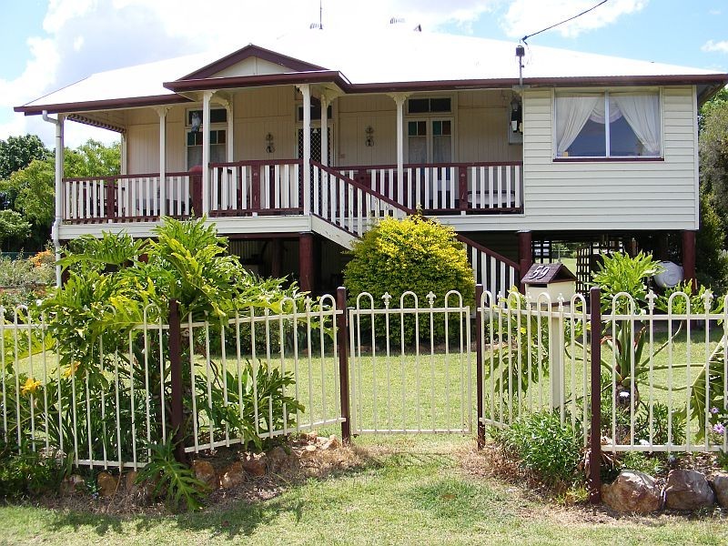 59 Pring Street, Wondai QLD 4606