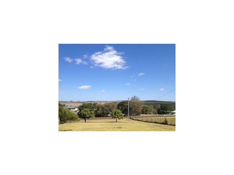 27 Magnussens Drive, Tingoora QLD 4608