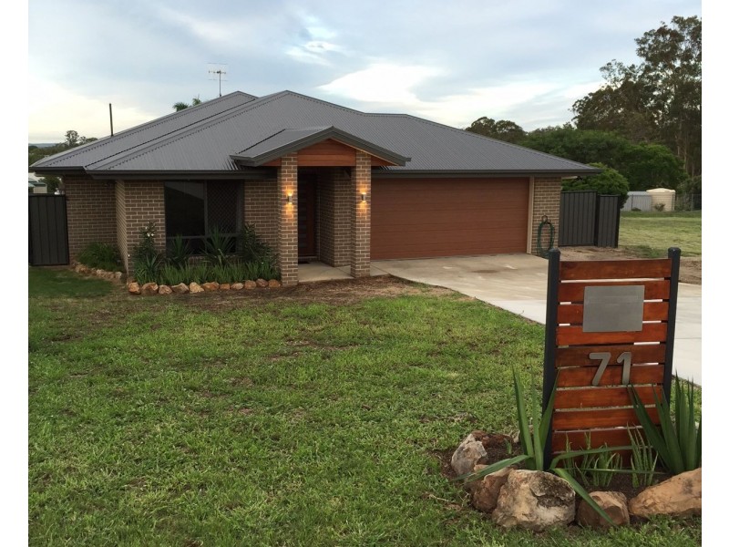 71 Grant Crescent, Wondai QLD 4606