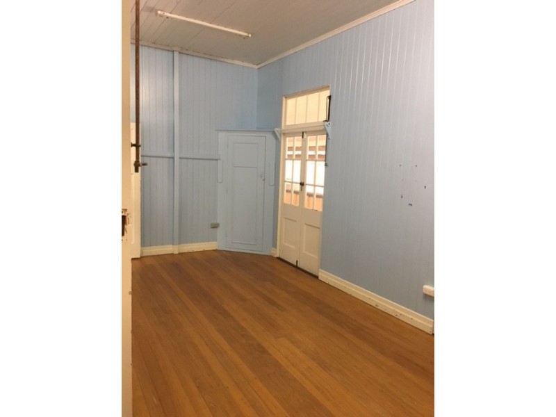 100 Bramston Street, Wondai QLD 4606