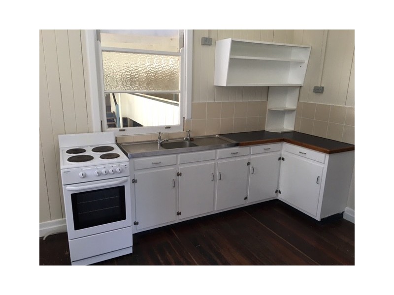 100 Bramston Street, Wondai QLD 4606