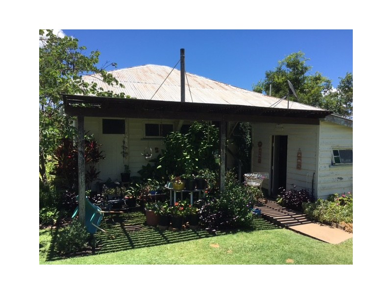 66 Bramston Street, Wondai QLD 4606