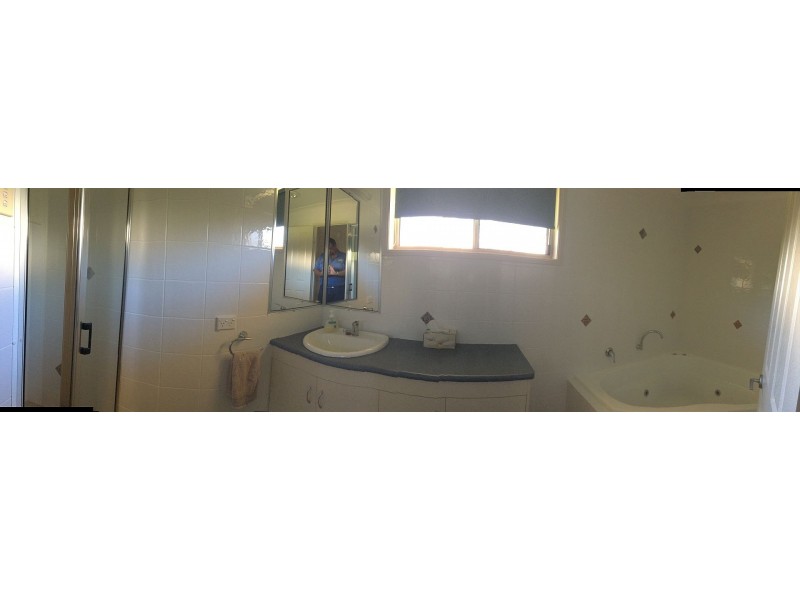 28 Burns Crescent, Wondai QLD 4606