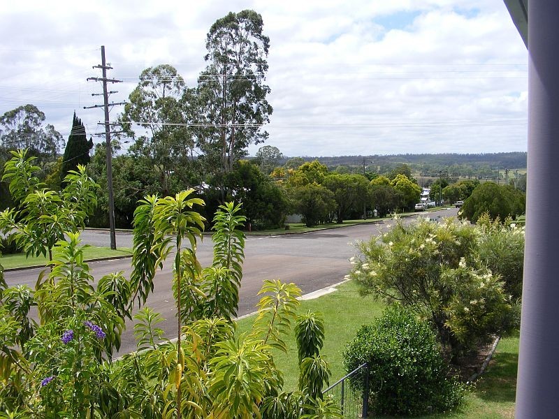 33 Taylor Street East, Murgon QLD 4605