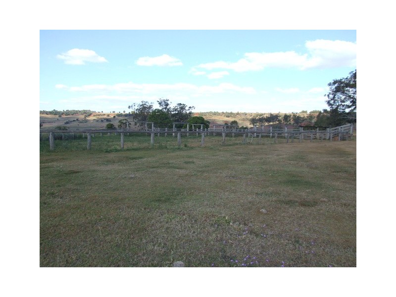 536 Middle Road, Proston QLD 4613