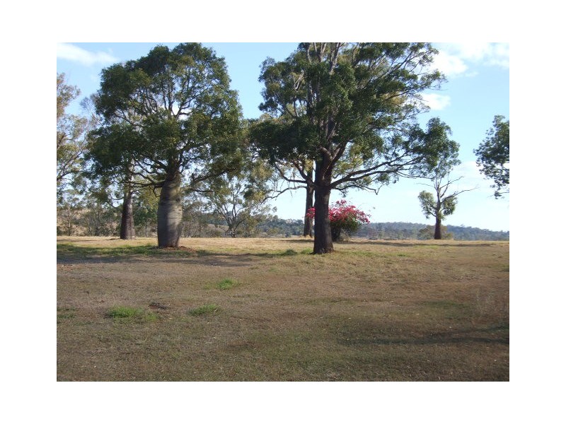 536 Middle Road, Proston QLD 4613