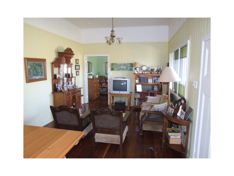 536 Middle Road, Proston QLD 4613