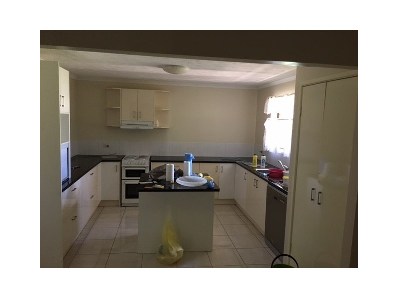 89 Baynes Street, Wondai QLD 4606