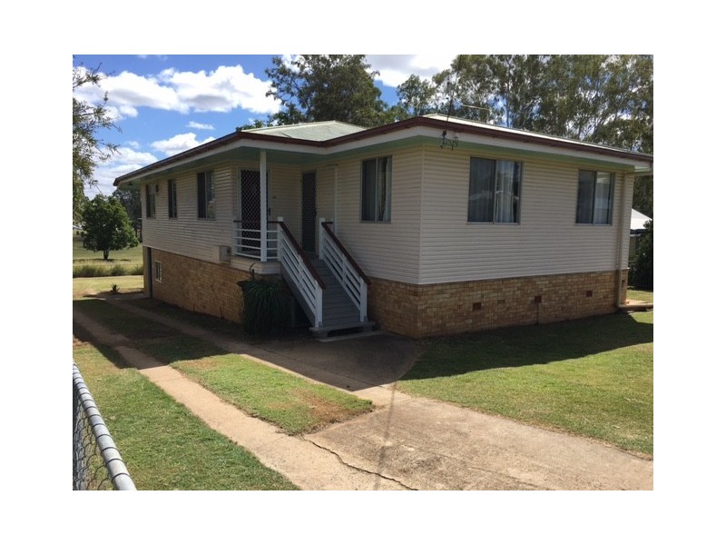35 Edwards Street, Wondai QLD 4606