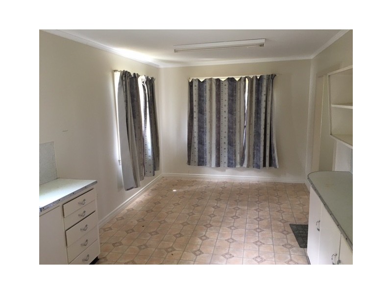 35 Edwards Street, Wondai QLD 4606