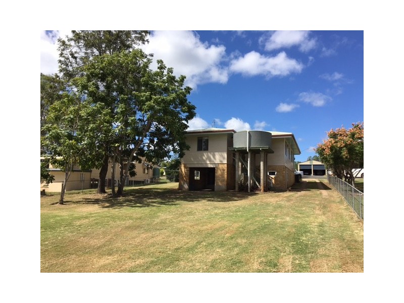35 Edwards Street, Wondai QLD 4606