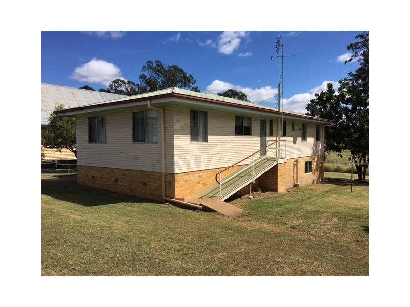 35 Edwards Street, Wondai QLD 4606