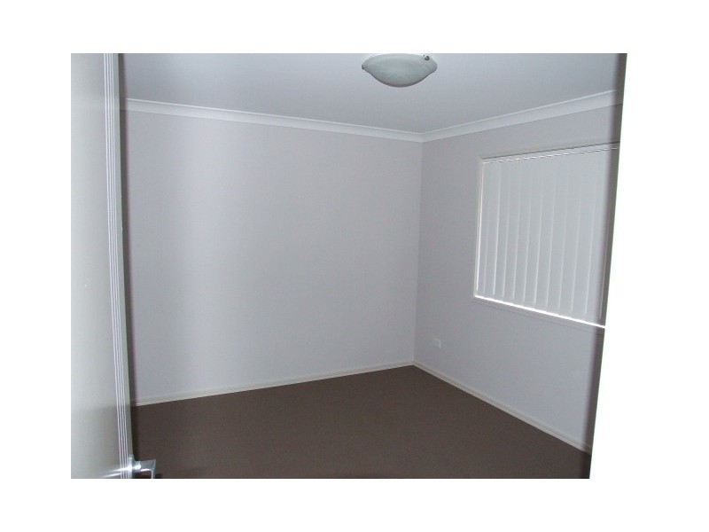 2/35 Grant Crescent, Wondai QLD 4606