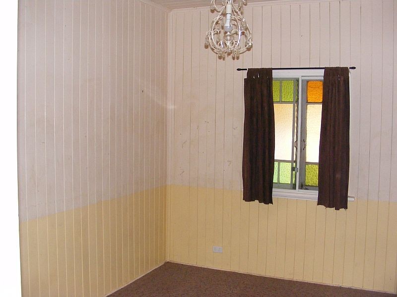 30 Edwards Street, Wondai QLD 4606