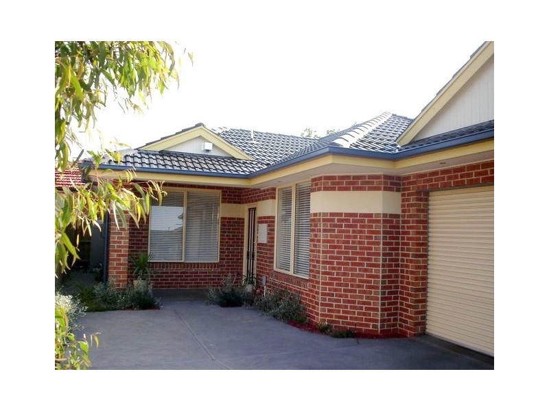 3/152 St Vigeons Road, Reservoir VIC 3073