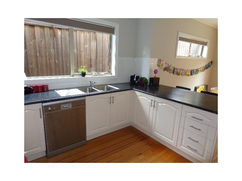 1/101 Lyon Road, Viewbank VIC 3084