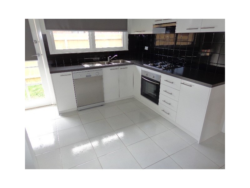 1/11 Setani Crescent, Heidelberg West VIC 3081