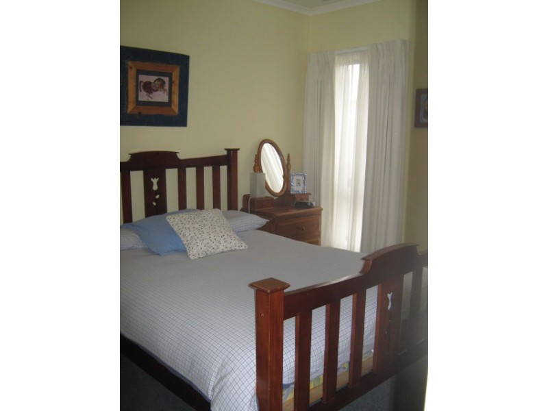 Heidelberg Heights VIC 3081