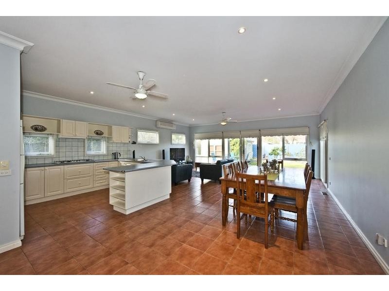 Heidelberg Heights VIC 3081