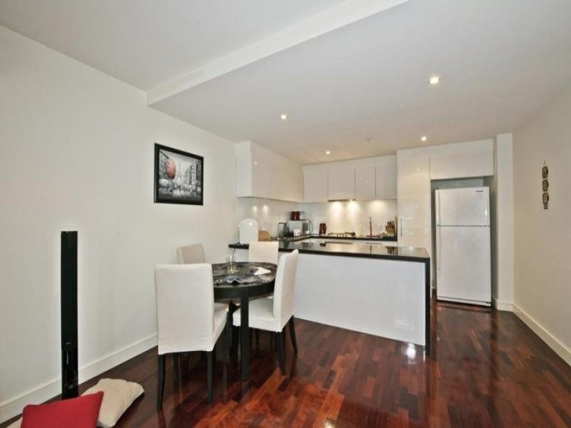 307/3 Kiernan Avenue, Ivanhoe VIC 3079