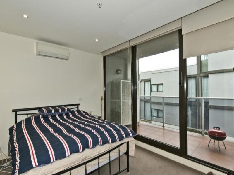 307/3 Kiernan Avenue, Ivanhoe VIC 3079