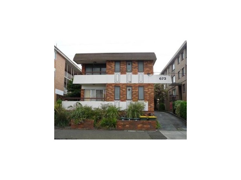 2/673 Park Street, Brunswick VIC 3056