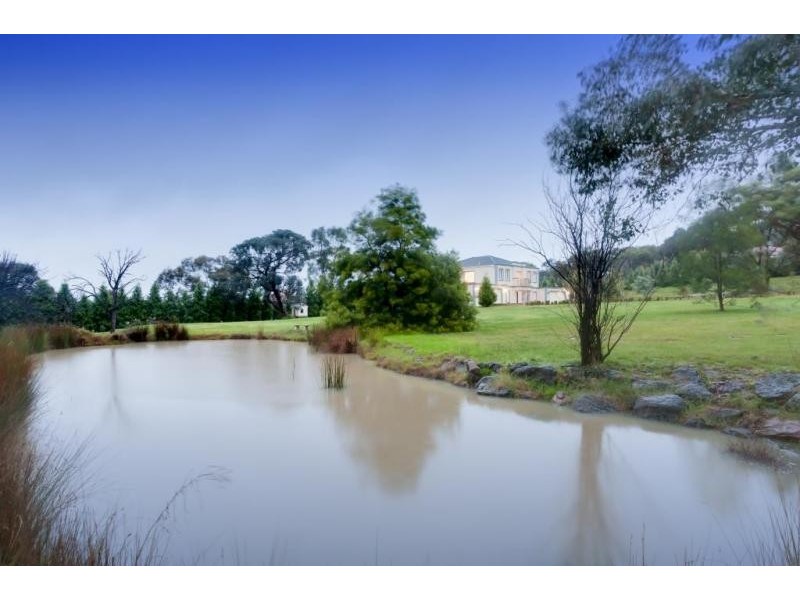 15 North Oatlands Road, Yarrambat VIC 3091