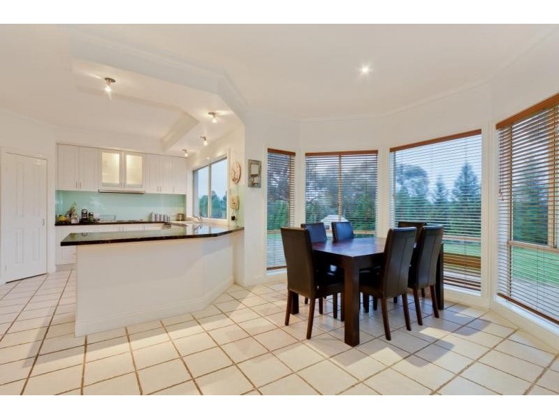 15 North Oatlands Road, Yarrambat VIC 3091