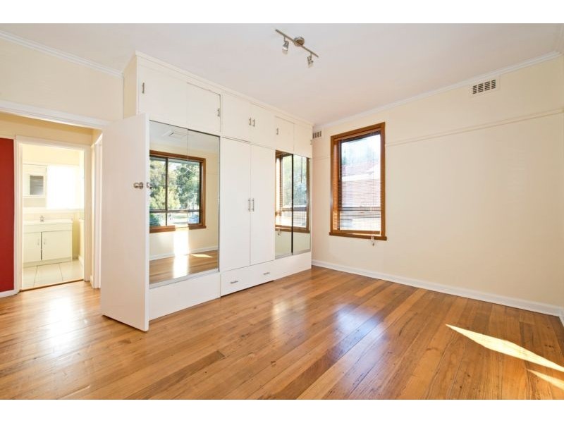 130 Southern Road, Heidelberg West VIC 3081