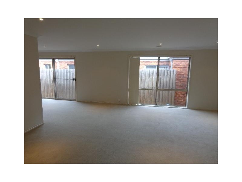 7 Harmony Drive, South Morang VIC 3752