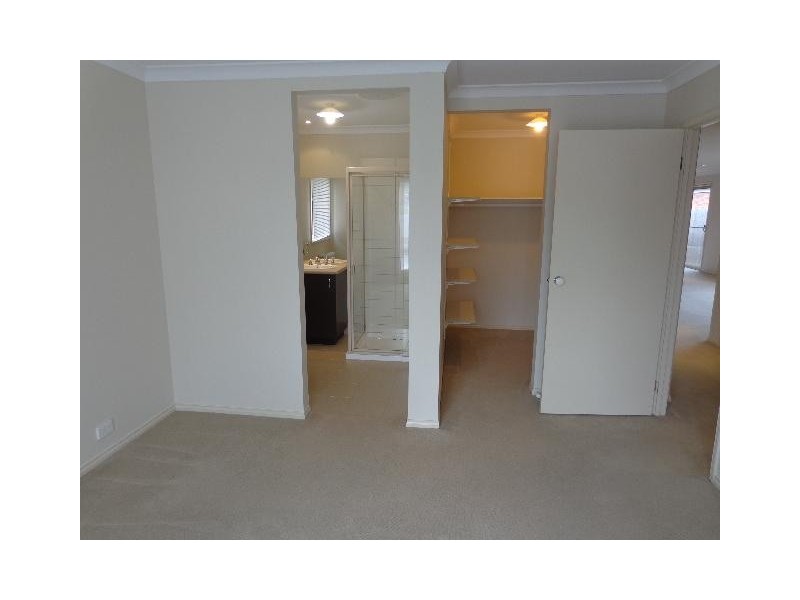 7 Harmony Drive, South Morang VIC 3752