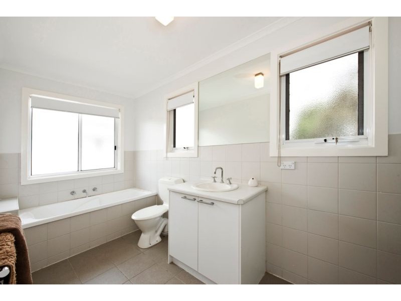 4/145 Waiora Road, Heidelberg Heights VIC 3081