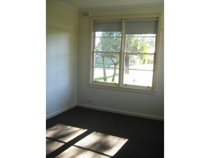 45 Tobruk Avenue, Heidelberg West VIC 3081