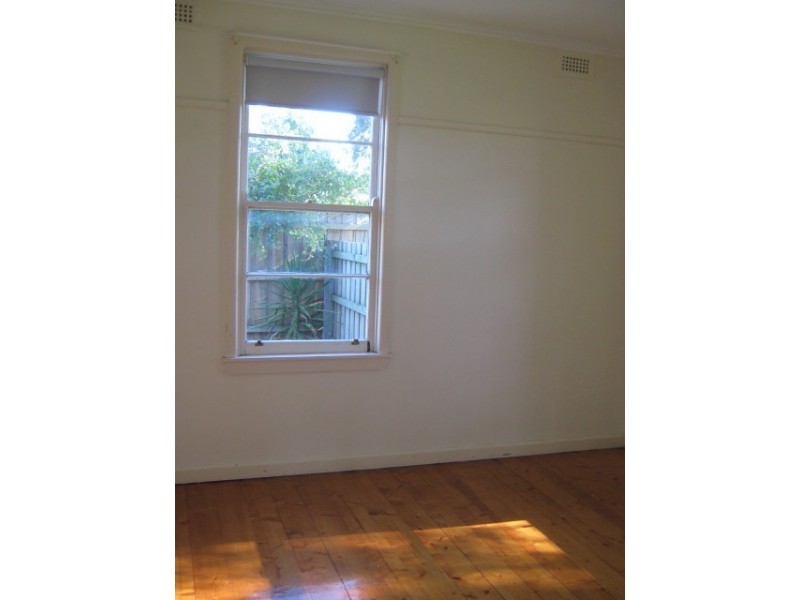 45 Tobruk Avenue, Heidelberg West VIC 3081