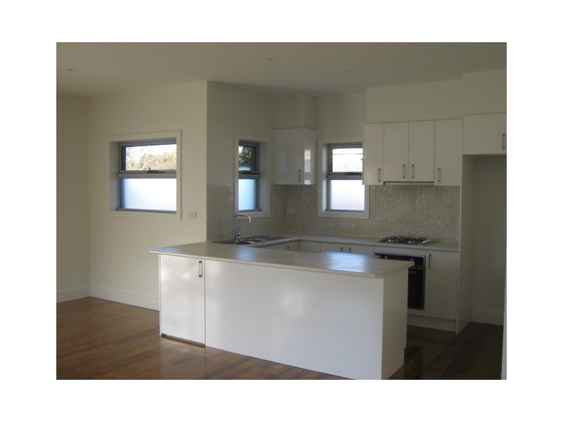 13 Leon Avenue, Rosanna VIC 3084