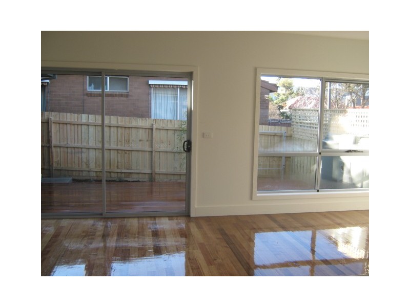 13 Leon Avenue, Rosanna VIC 3084