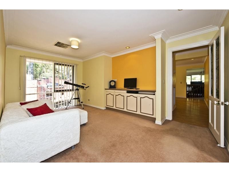 Eltham VIC 3095
