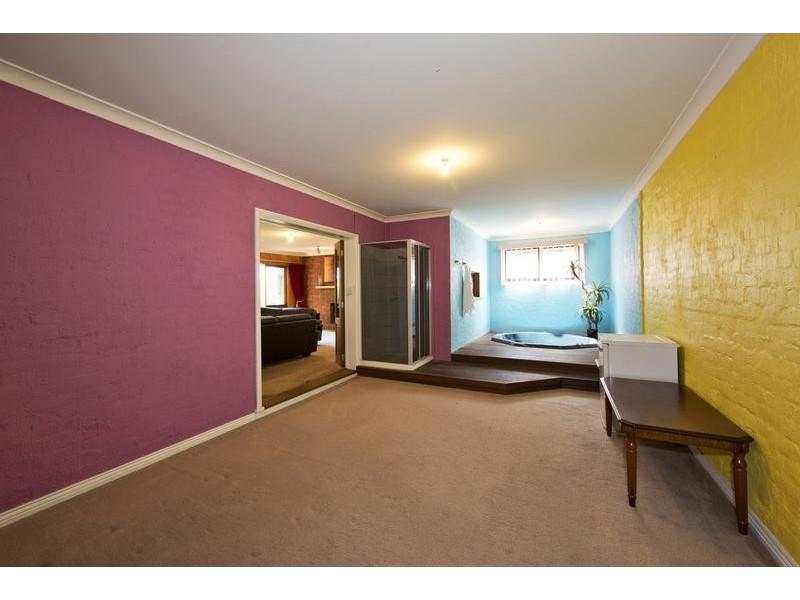 Eltham VIC 3095