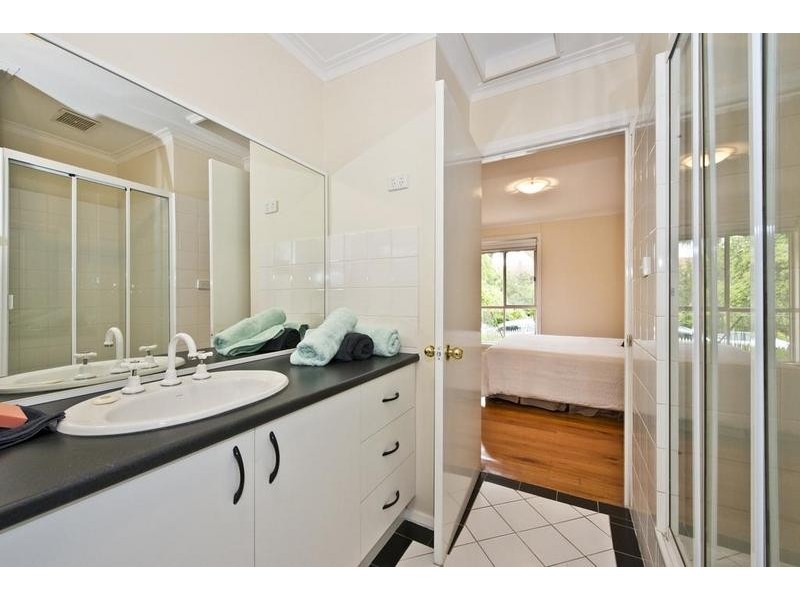 Ivanhoe VIC 3079