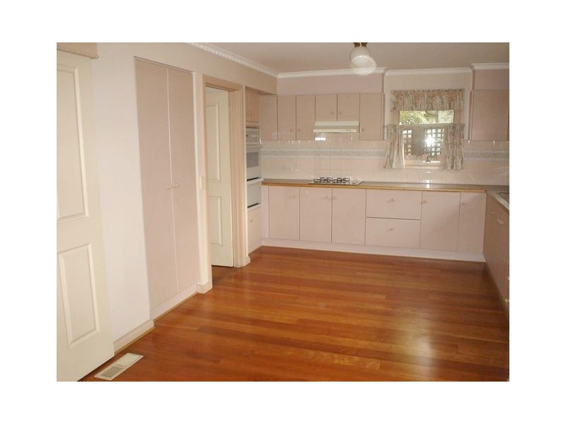 2/40 St Hellier Street, Heidelberg Heights VIC 3081